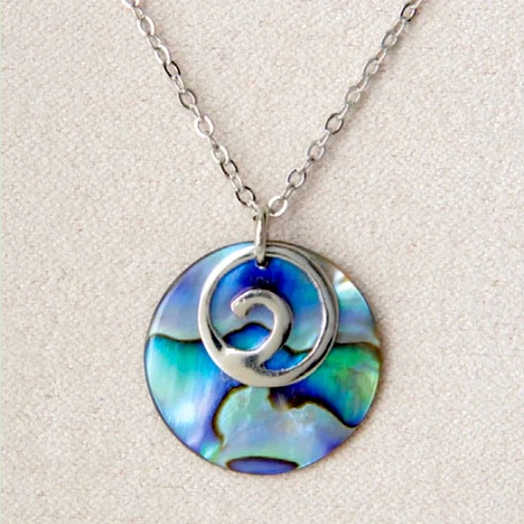 Necklace - Picture 1 of 2